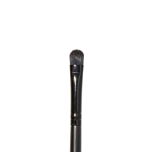 e.l.f. Concealer Brush. Flat Makeup Brush For Concealing Imperfections. Vegan & Cruelty-Free